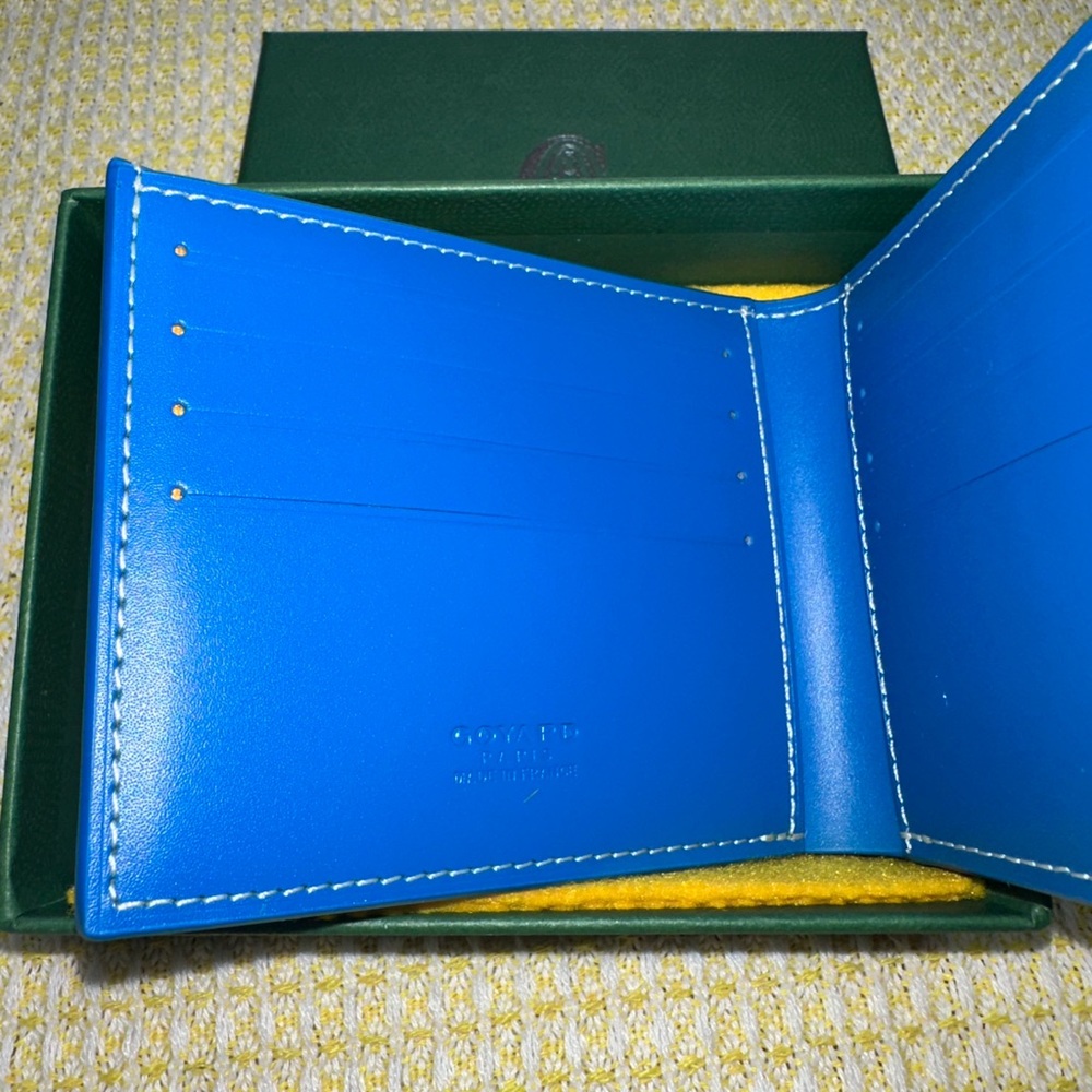 Brand-new Goyard light blue wallet - Picture 7 of 9